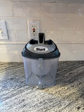 Genuine Shark Lift-Away Vacuum UV540 Dust Bin Canister